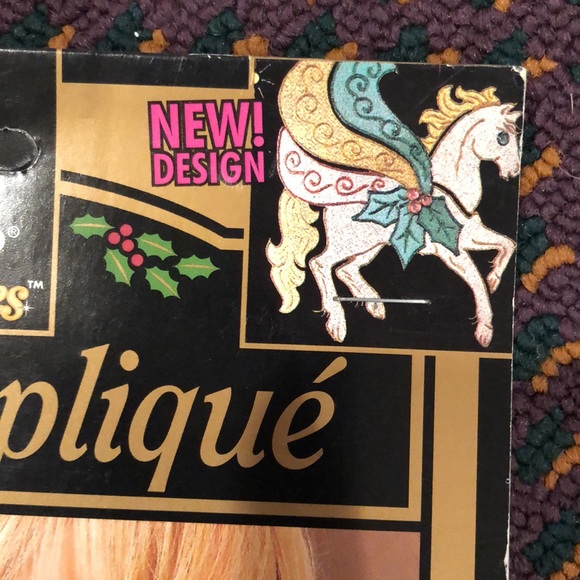 NWT  2sets iron on Christmas Pegasus lame appliqués - Picture 6 of 7